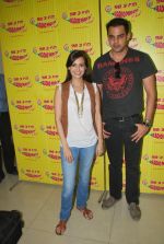 Dia Mirza, Cyrus Sahukar promote Love Breakups Zindagi at 98.3 FM Radio Mirchi in Mumbai on 15th Sept 2011 (6).JPG